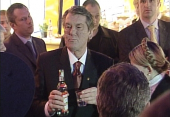 Пьяный украинский капитан, посадивший на мель судно, копировал Луценко и Ющенко