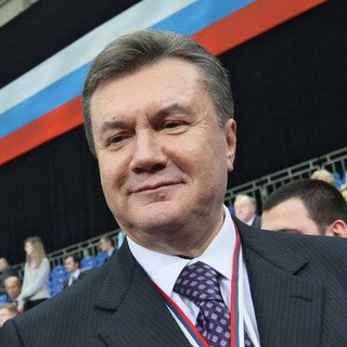 Фаустовская ночь. Янукович нас спасёт.