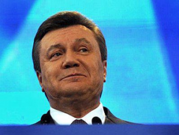 Янукович. Принуждение к дружбе