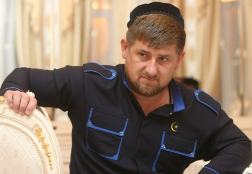 Кадыров защищает права всех мусульман… Вам это сценарий Путина не напоминает?