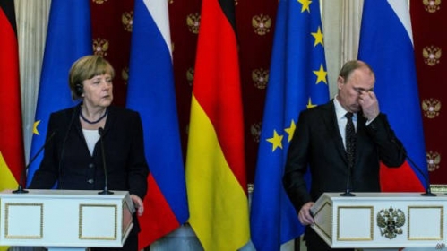 Меркель обвинила Путина в преступлении. Москва заплатит Киеву $350 млрд