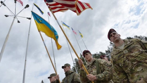 Даже если Украина объявит дефолт, Запад продолжит ей помогать - The Financial Times