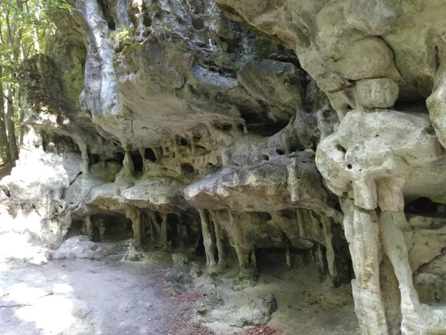 Печера галицкого неандертальця. (джiпiерес трекiнг)