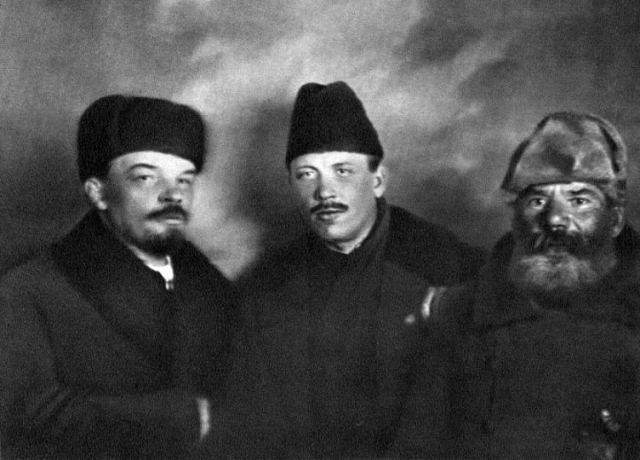 Ленин, Гиркин и Бабай (подлинное фото из архива, не фотошоп)