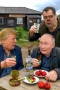 Ну, за Нобєльку!