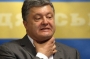 Солдат Азова не потиснув руку президенту  Порошенко